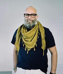 TOM LINDBOE